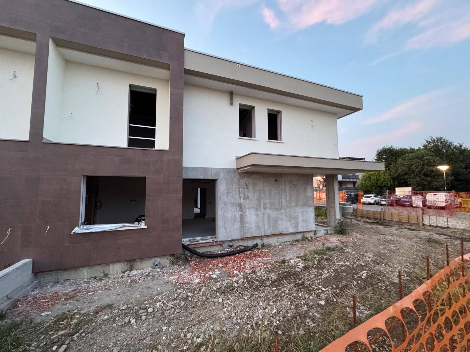 ROMANO DI LOMBARDIA - VILLETTA BIFAMILIARE IN VENDITA!